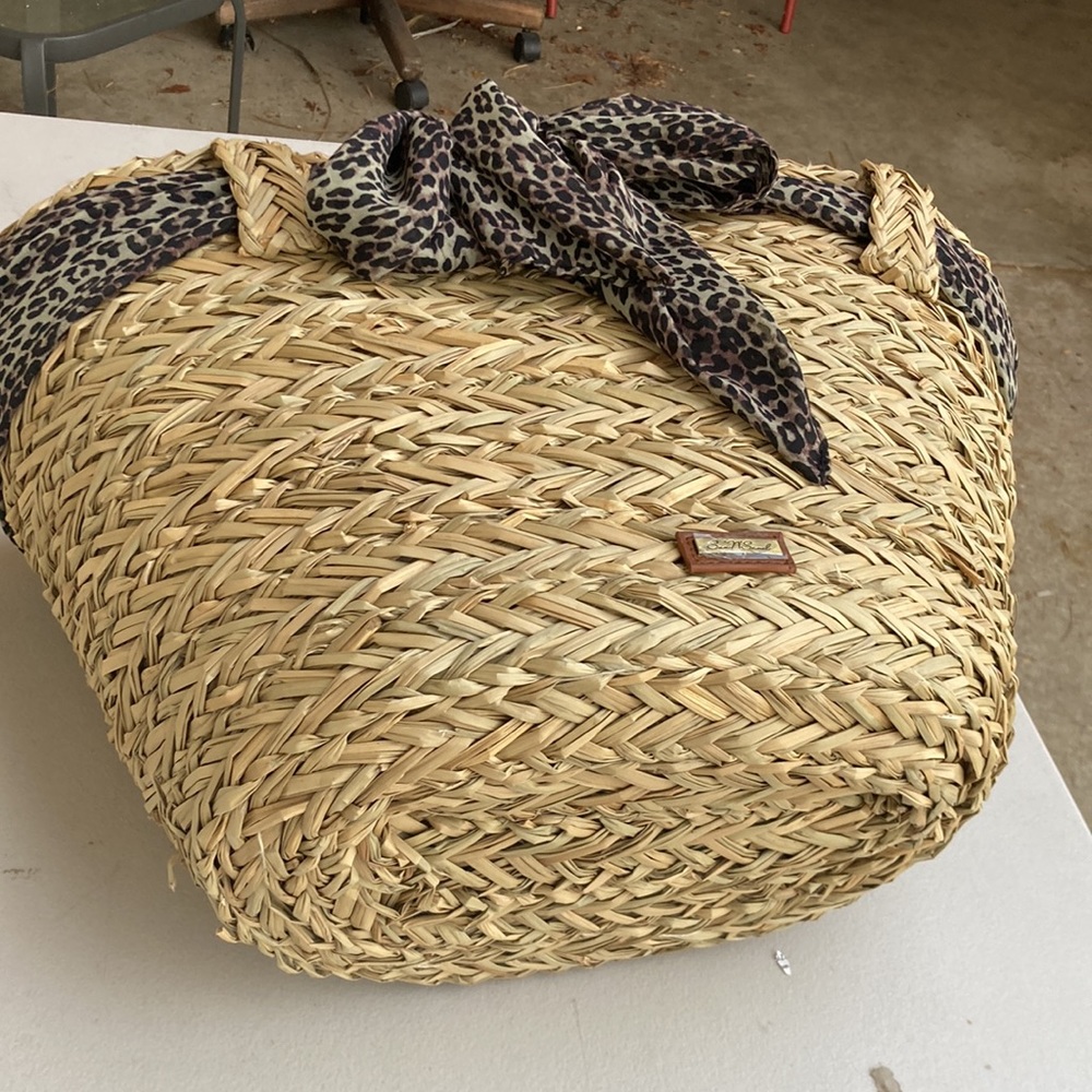 Sun “N” Sand Shoulder Tote - Picture 12 of 13
